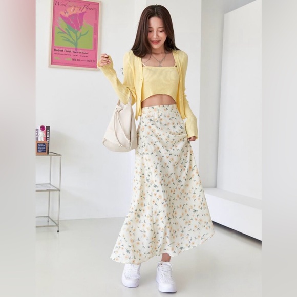 DAZY Allover Floral Print High Waist Lined Maxi Skirt, Ruffle Fall EUC Size 4 - Picture 2 of 9